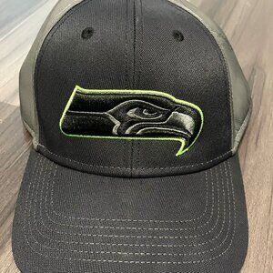 Seahawk Dual Panel Hat - NFL apparel